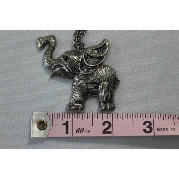 Lot of 2 Vintage Elephant Pendant Necklaces Silver & Bronze Tone Long Chain - Picture 7 of 7